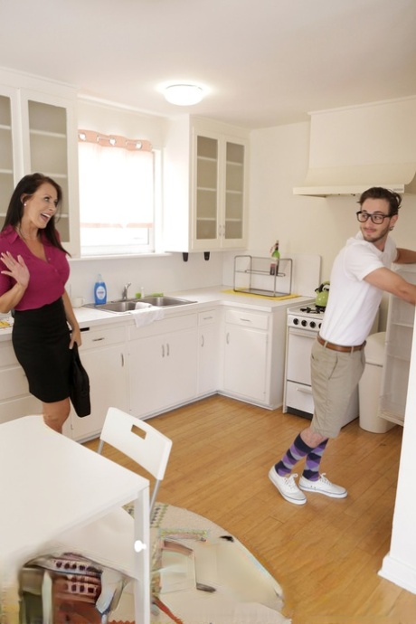Horny housewife Reagan Foxx seduces her stepson for hot hardcore celebration